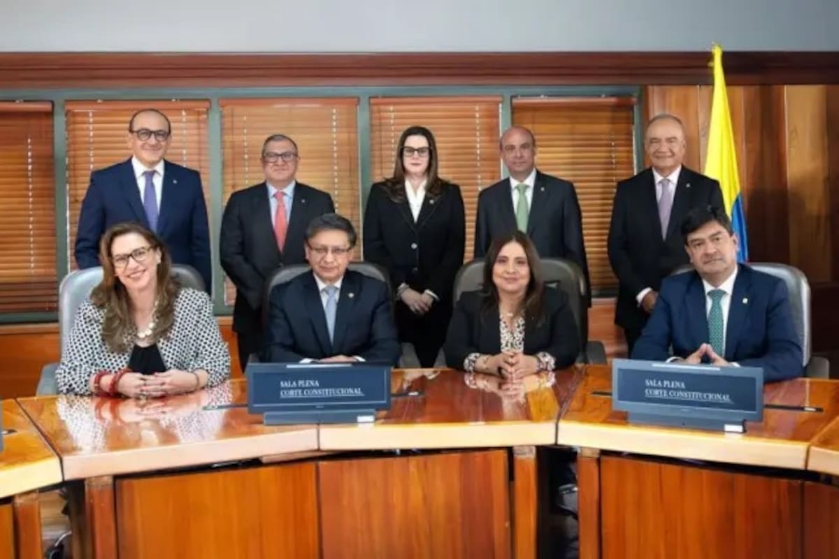 Emergencia económica en Colombia: Corte Constitucional aplaza revisión del decreto de Petro hasta 2026. Foto: Redes sociales.