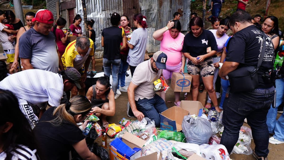 Vanguardia convocó a una campaña de donación para las víctimas del incendio del 12 de octubre y recopiló testimonios de los 58 damnificados por la emergencia