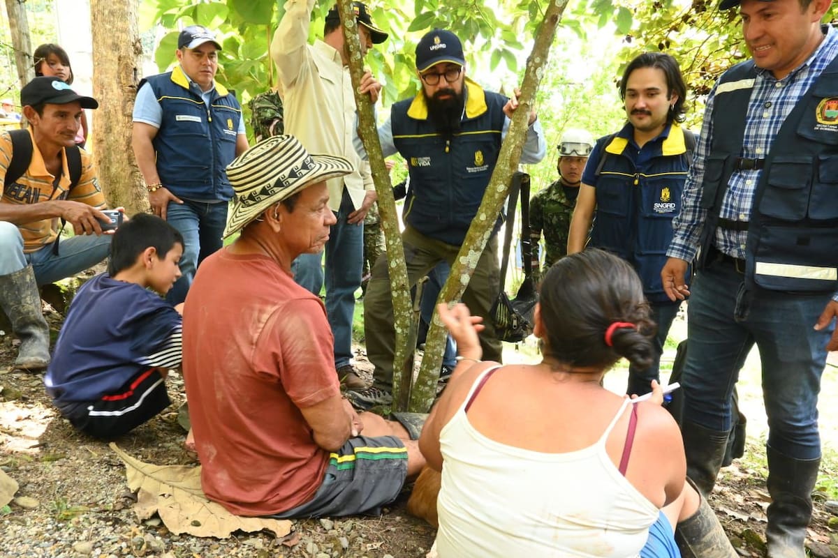 La creciente del río Lebrija dejó a más de 60 familias damnificadas en la vereda Vanegas, en Lebrija, Santander (Fotos suministradas / VANGUARDIA).