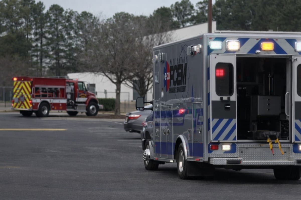 Dieciocho trabajadores fueron hospitalizados tras una presunta exposición a monóxido de carbono en la planta de Boviet Solar en Greenville.