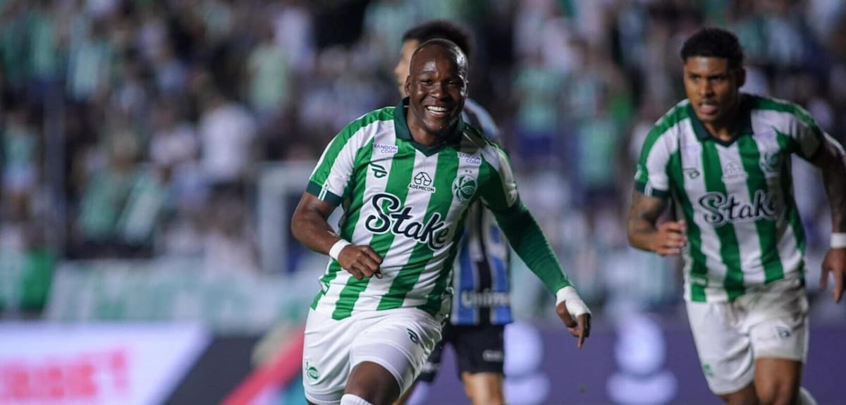 Emerson Batalla jugó la última temporada para Juventude de Brasil y en las últimas horas ha tomado fuerza en el Atlético Bucaramnaga. Foto: Revista La Liga.