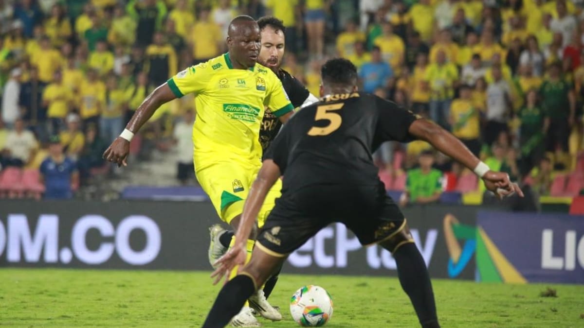 Emerson Batalla analizó el punto ante Tolima y destacó el esfuerzo del Atlético Bucaramanga. Foto: Jaime Moreno/Vanguardia.
