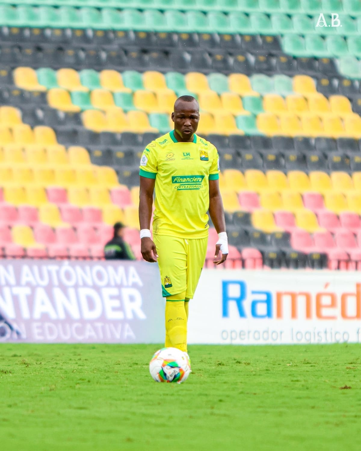 Emerson Batalla, jugador del Atlético Bucaramanga. Foto: Atlético Bucaramanga.