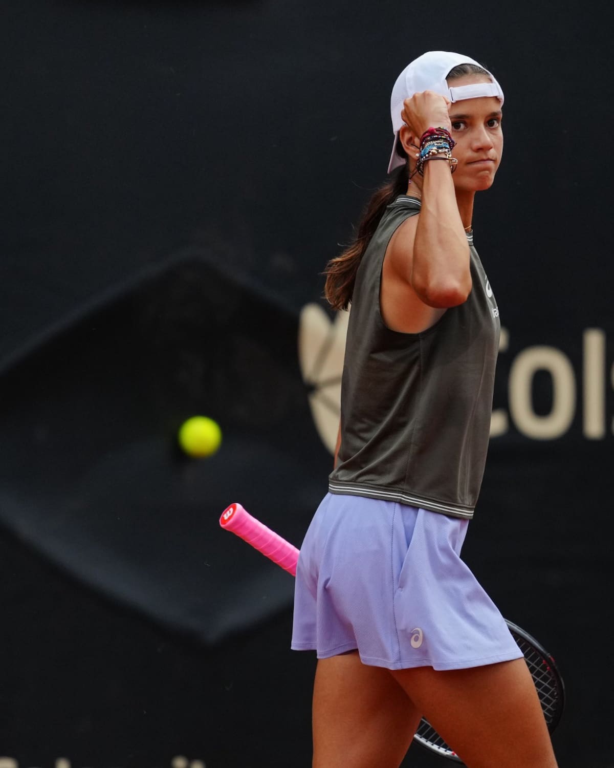 Emiliana Arango venció a Talia Gibson por 6-3, 6-2 para conseguir la victoria en el debut del Madrid Open. Foto: Colsanitas.