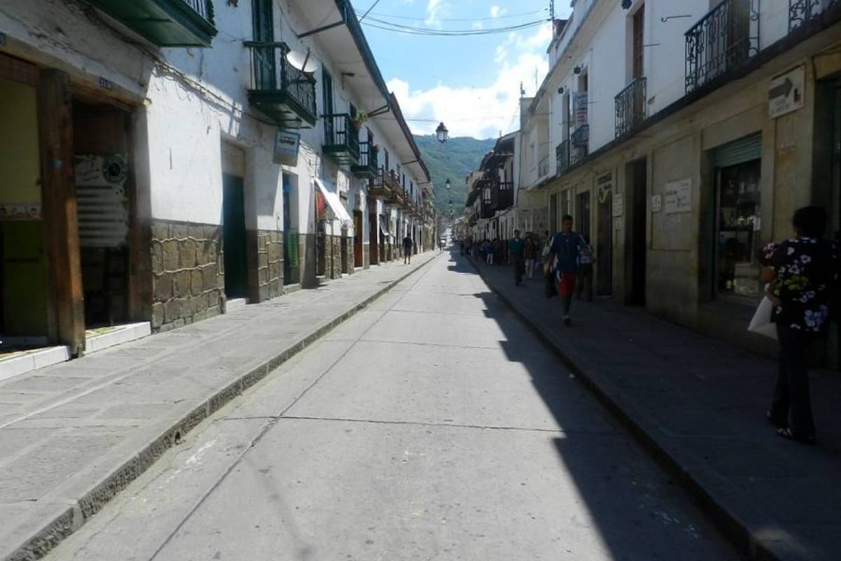 La afectación al comercio y al turismo es una de las principales preocupaciones de la jornada. (Foto: Nancy Acuña R / VANGUARDIA LIBERAL)