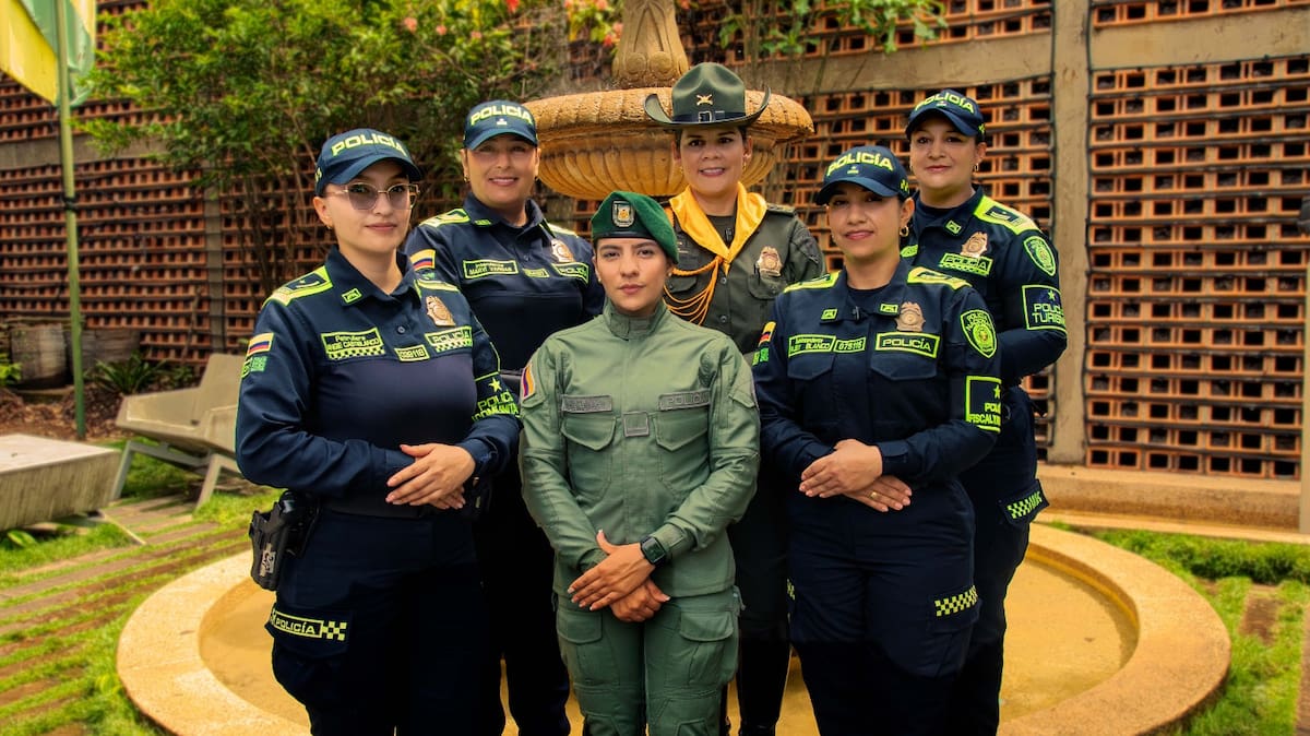 En Bucaramanga son 692 mujeres policías.
