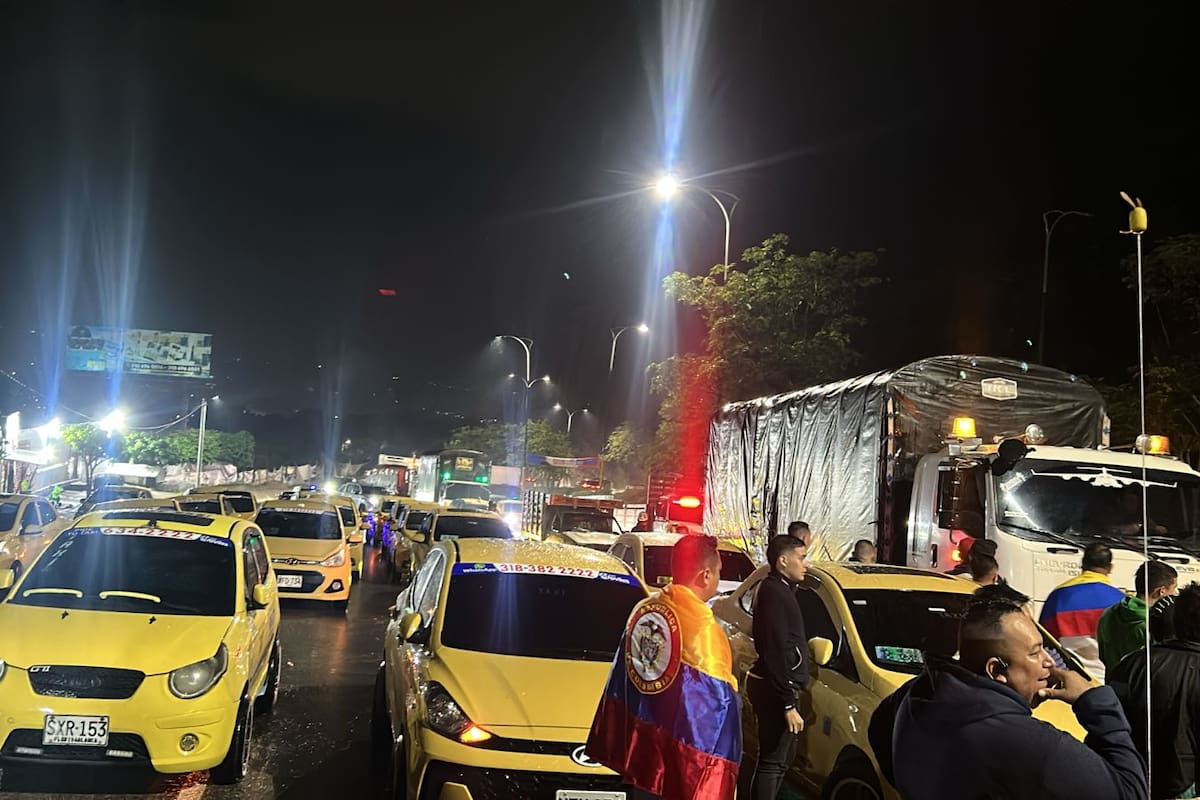 En Bucaramanga, taxistas convocan protestas sobre la vía hacia el aeropuerto Palonegro