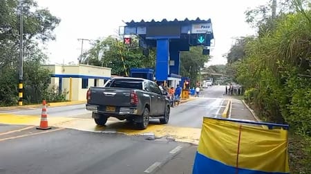 Invías pide retomar peajes en vía a Bogotá tras asegurar el cumplimiento de compromisos