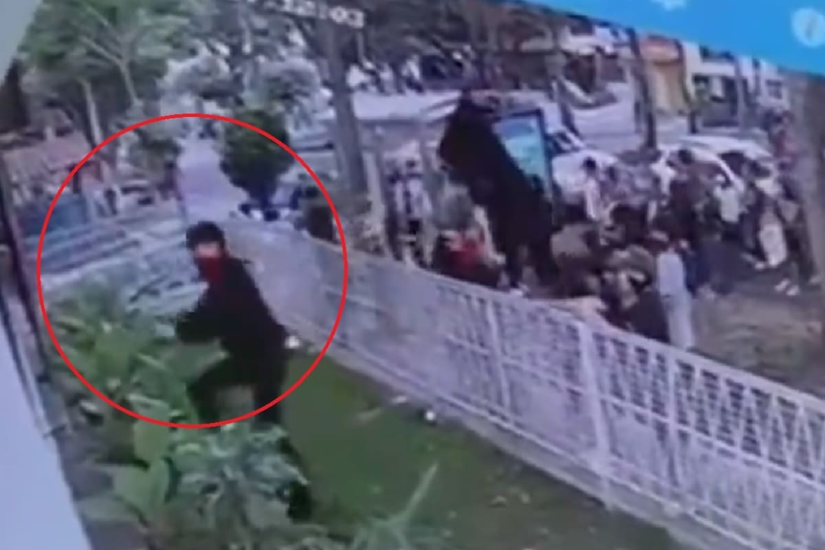 En video quedó registrado un ataque a sede de campaña de Abelardo De la Espriella en Bucaramanga