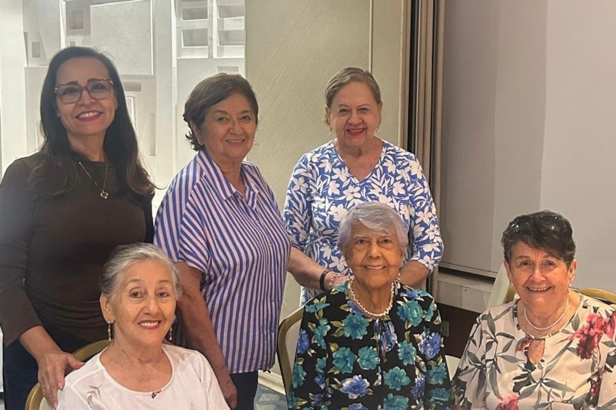 Lucila Lozano Moreno, Lilia Rodríguez de Cáceres, Carmenza de Idarraga, Claudia Patricia Pita, Doris Suárez de Mantilla y Beatriz Camacho de Uribe. Suministrada / VANGUARDIA