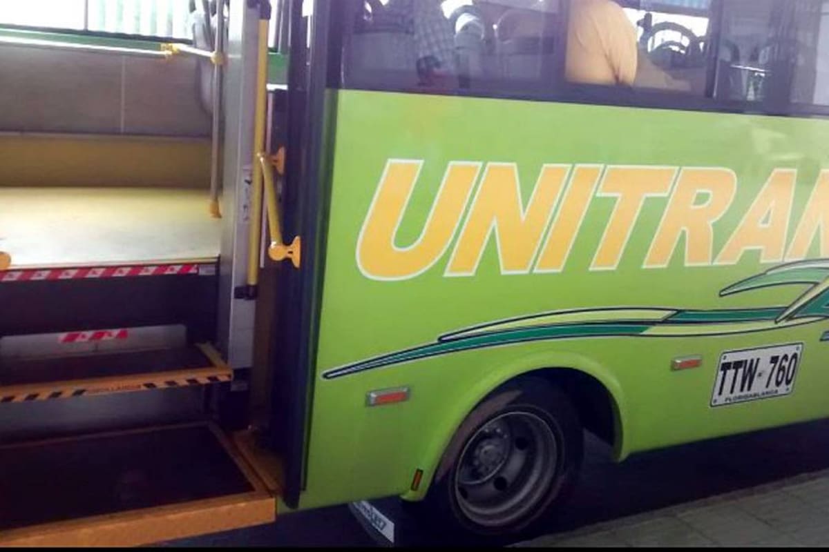 Este vehículo modelo 2018 y ensamblado en Santander, fue adquirido por la Empresa de transporte Unitransa este año y ya está al servicio de la comunidad. (Foto: Suministrada /VANGUARDIA LIBERAL)