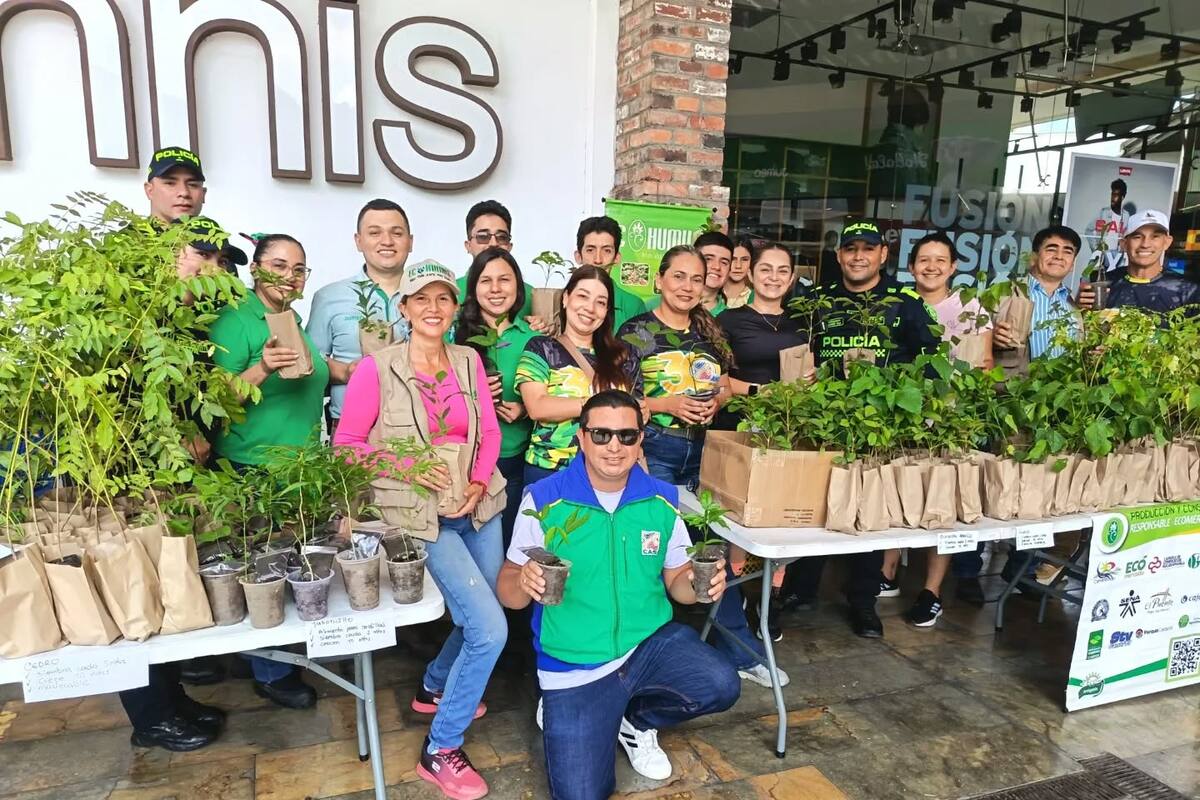 La entrega de árboles se realizó en diferentes municipios, así como las jornadas de control.