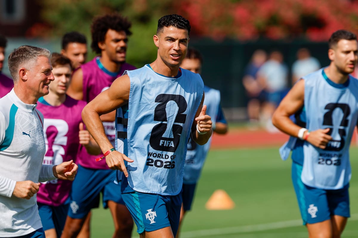 DALLAS, 05/07/2026.-El jugador de la selección de Portugal Cristiano Ronaldo, durante el entrenamiento de la selección de Portugal este domingo en Dallas (Estados Unidos). Portugal se entrenta mañana lunes en octavos de final del Mundial 2026 a la selección española en estadio de Dallas.-EFE/ Mariscal