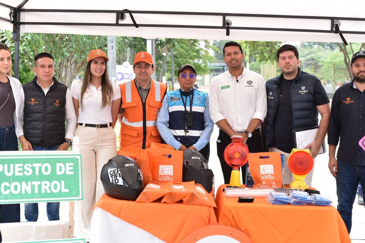 Respetar los límites de velocidad, no conducir bajo efectos del alcohol y revisar el vehículo son algunas de las recomendaciones de la nueva campaña de seguridad vial presentada en Bucaramanga.