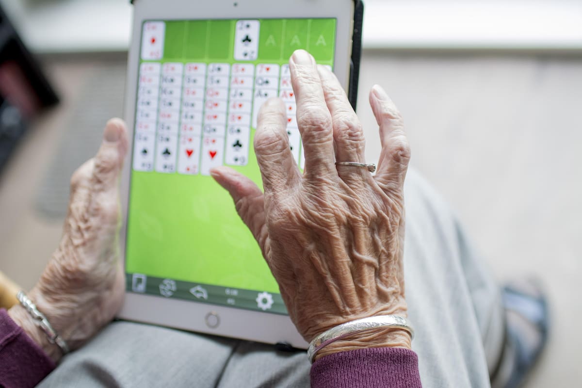 Especialistas destacan que las decisiones cotidianas sobre alimentación, ejercicio y prevención influyen directamente en el bienestar futuro.