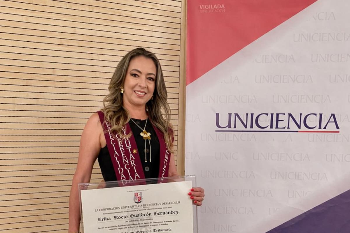 Grado de Erika Gualdrón Hernández.