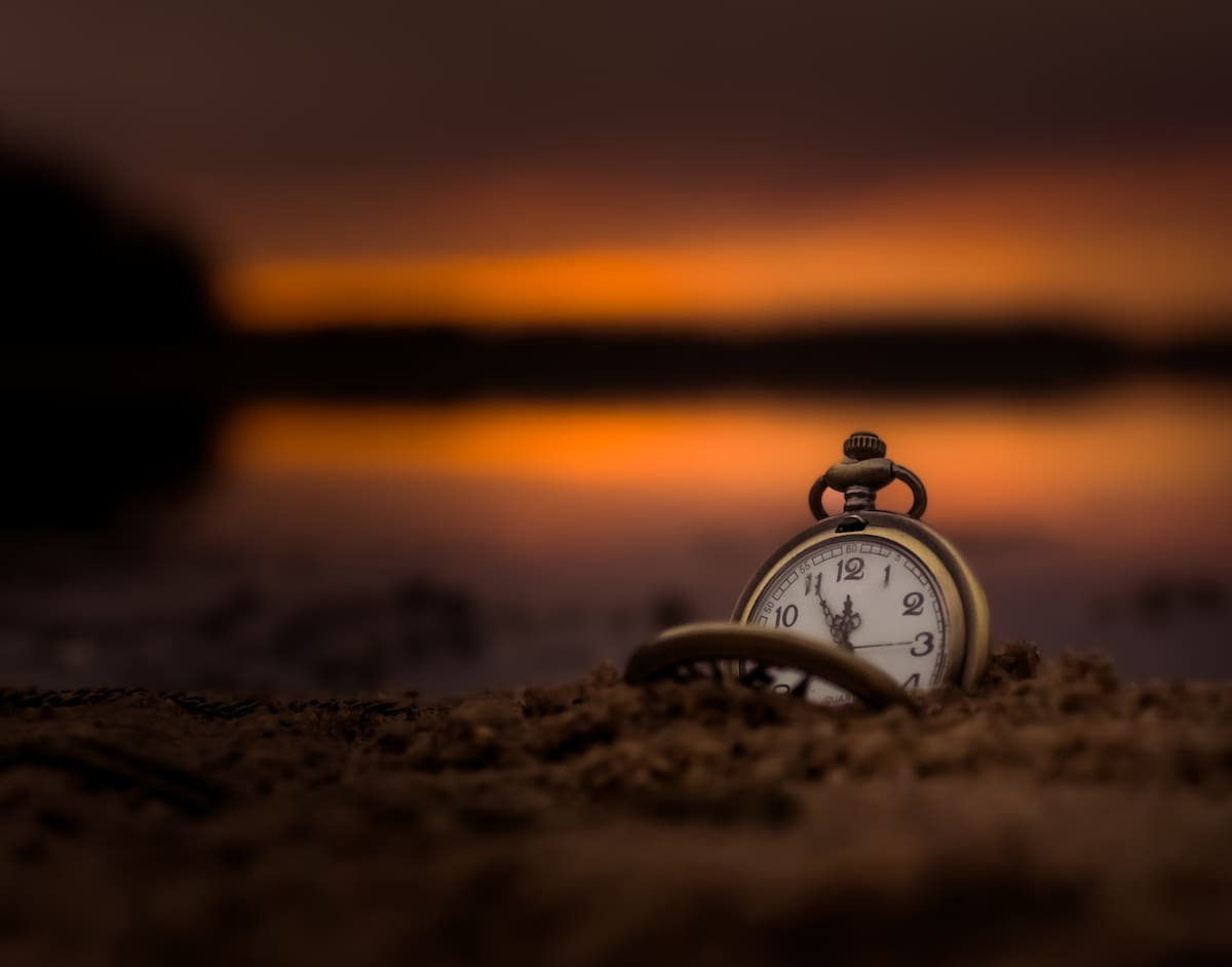 El reloj y los minutos de Dios.