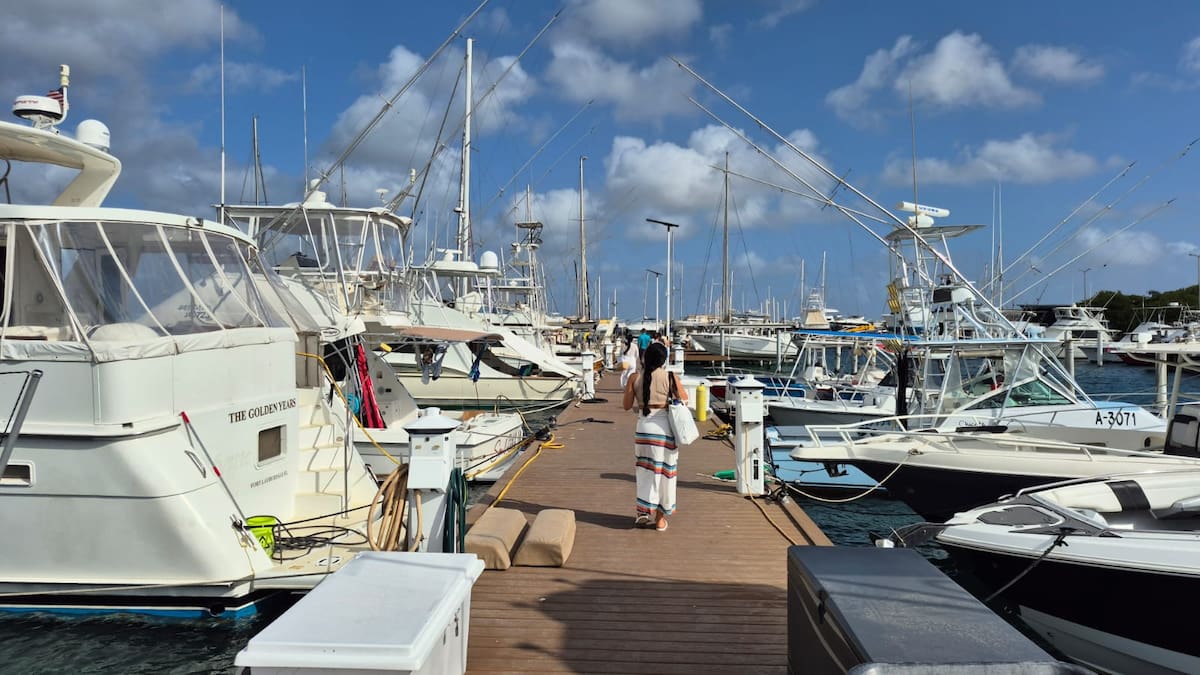 Un plan recomendado para muchas personas es el paseo en catamarán o velero por los alrededores de Aruba. También se puede acceder así a zonas para hacer buceo. (Foto de Juan Carlos Chio / VANGUARDIA).