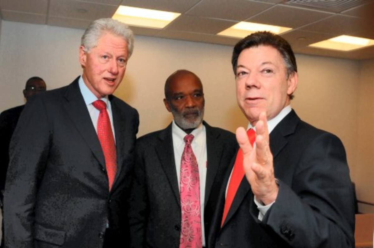 Este miércoles el Consejo de Seguridad de la ONU sesionó en Nueva York con la dirección del presidente de Colombia, Juan Manuel Santos. En la foto, el presidente de Haití, Rene Preval (izquierda) y el primer mandatario de Colombia (centro) y el expresidente de los Estados Unidos, Bill Clinton (derecha). (Colprensa Casa de Nariño/César Carrión).