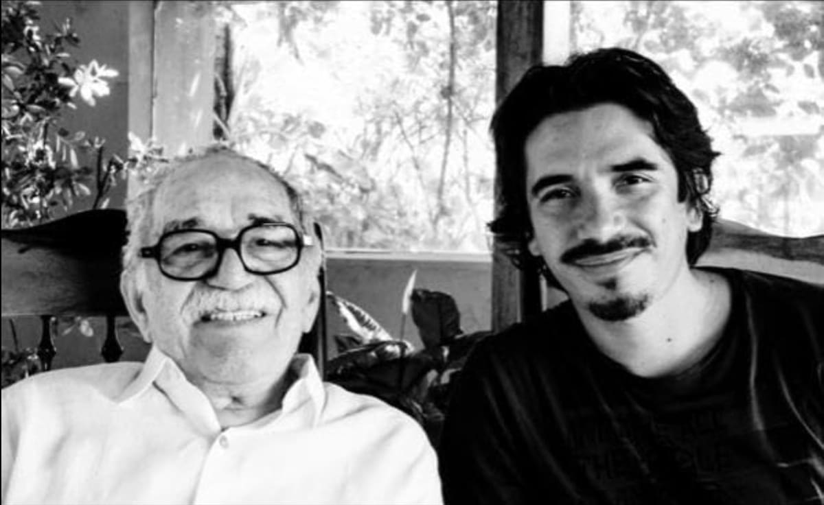 Esteban García Garzón y su tío Gabriel García Márquez.
Foto: redes sociales.