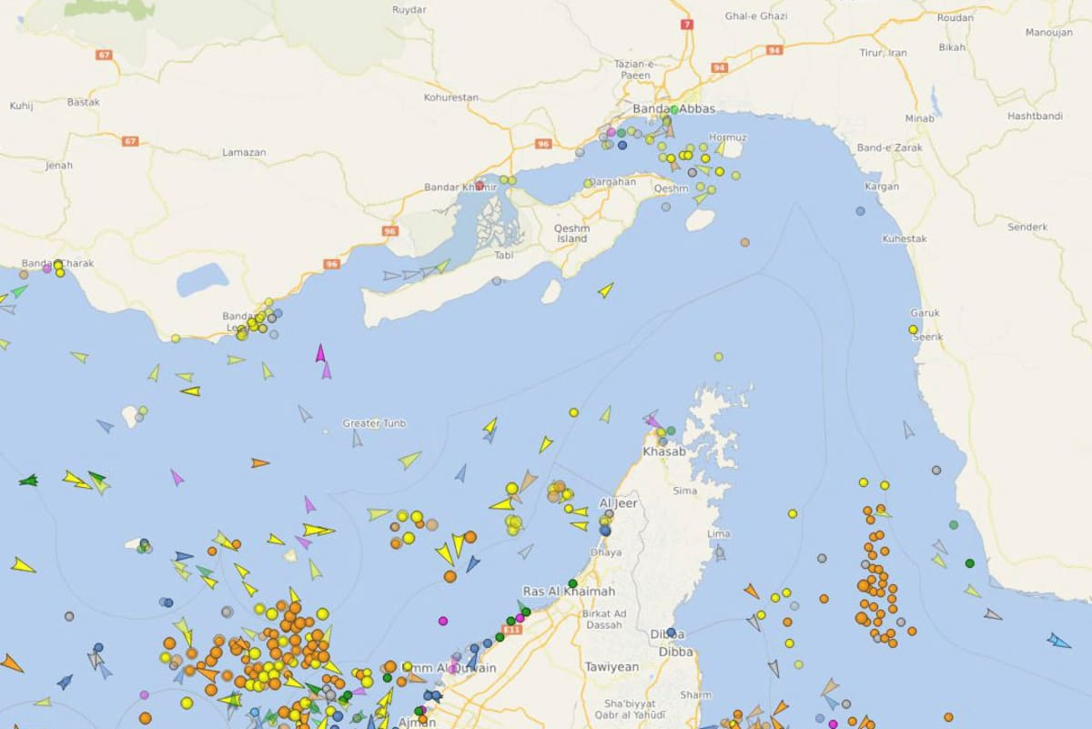 Captura que muestra la disminución del tráfico marítimo en el estrecho de Ormuz. La Guardia Revolucionaria iraní afirmó que el estrecho de Ormuz está bajo el control de la República Islámica EFE/ Vesselfinder.com