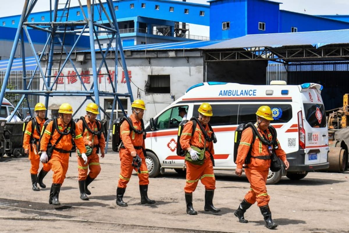 Más de 300 rescatistas y 420 sanitarios trabajan contrarreloj en la mina donde ocurrió la mortal explosión de gas en China.
Foto: redes sociales.