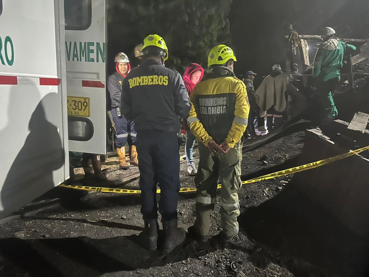 Explosión en mina de Sutatausa deja un muerto, herido y cuatro atrapados. | Foto: Colprensa