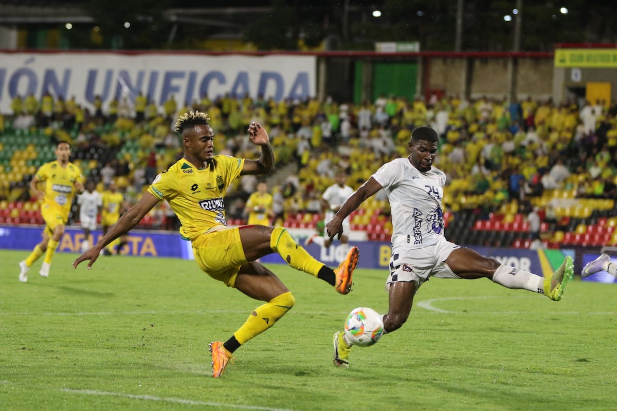 Faber Gil quedó en deuda luego de jugar un año en el Atlético Bucaramanga. Foto: Jaime Moreno / VANGUARDIA.