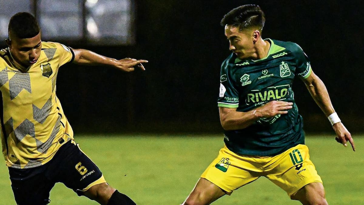 Fabián Sambueza valoró el triunfo 1-0 de Atlético Bucaramanga ante Águilas Doradas, pero también reconoció que hay cosas por corregir. Foto: cortesía Atlético Bucaramanga.