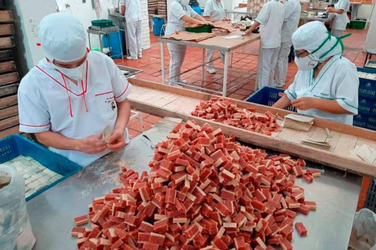 Cuarenta fábricas de bocadillo están fuera de servicio por falta de energía.