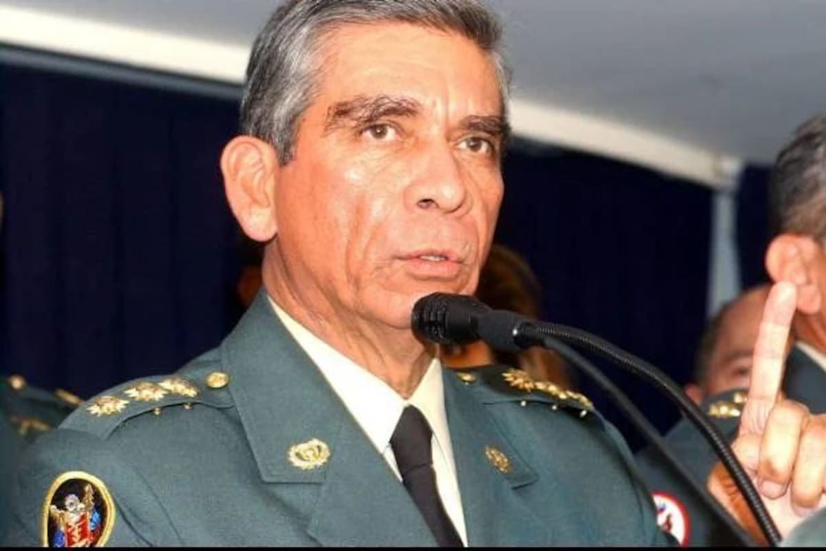 Fallecio el general (r) Jorge Enrique Mora Rangel. Foto: Redes Sociales