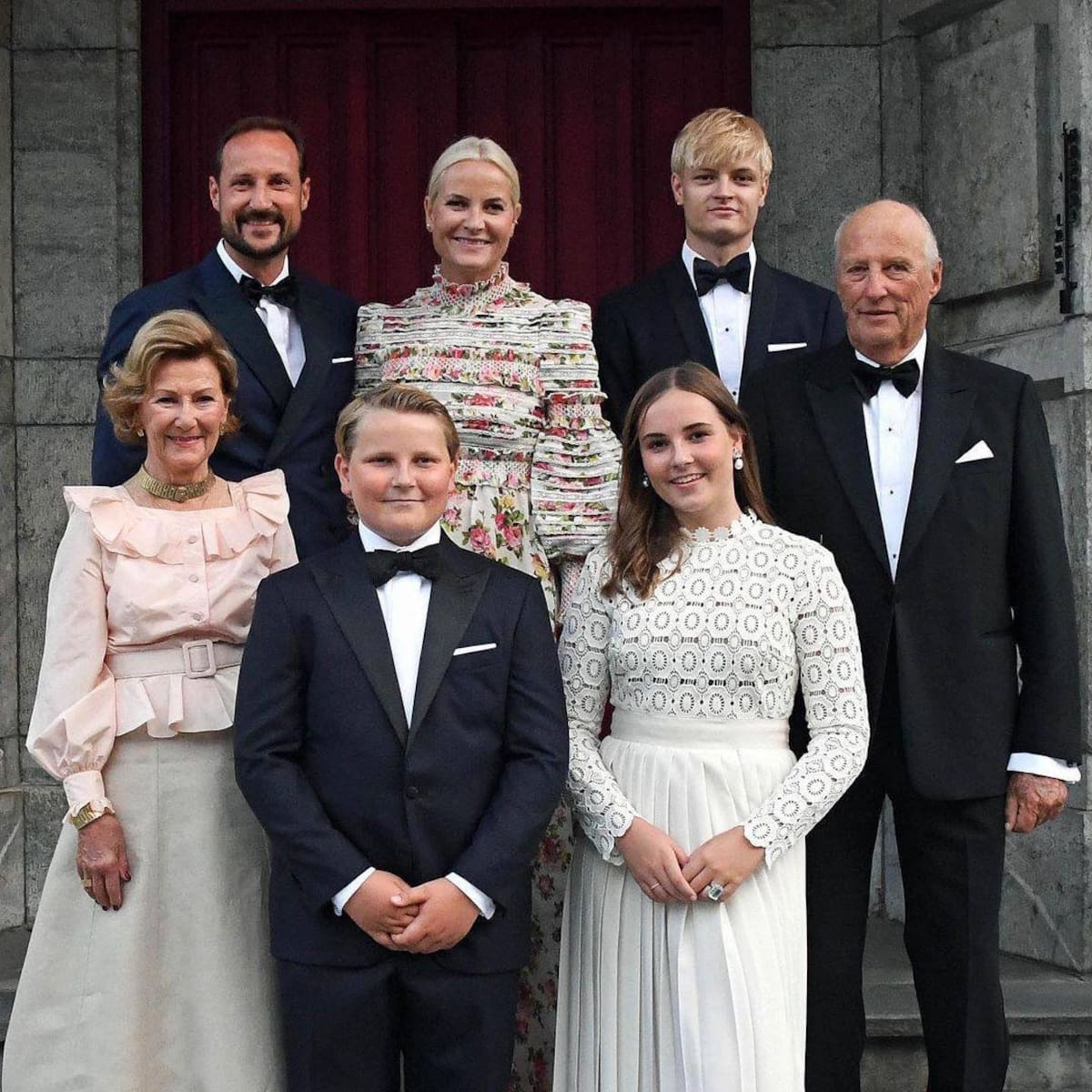 Juicio sacude a la realeza: hijo de la princesa de Noruega rompe en llanto.