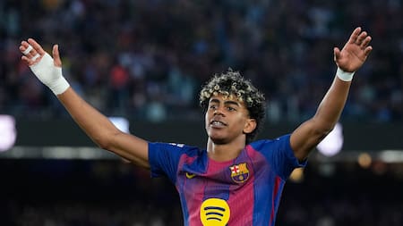 Lamine Yamal hace historia en España: el joven del Barcelona es elegido mejor jugador de LaLiga 2025-2026