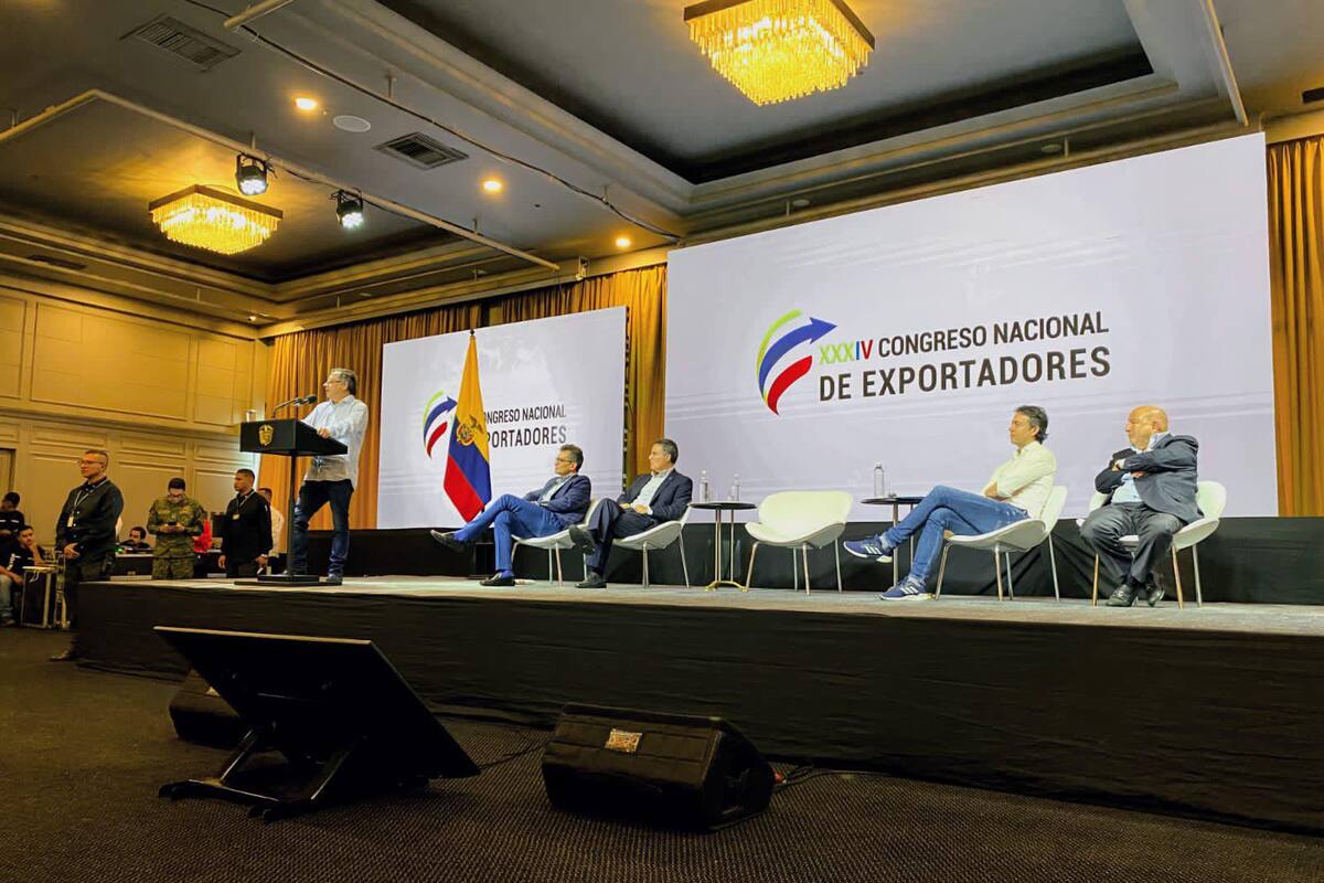 El presidente, Gustavo Petro, al instalar el Congreso Nacional de Exportadores, que se realizó este jueves en Medellín. Suministrada / VANGUARDIA