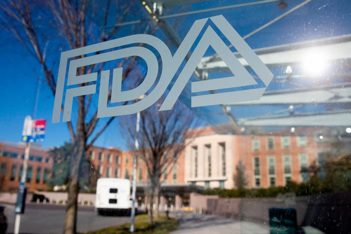 La Agencia de Alimentos y Medicamentos de EE.UU., FDA.