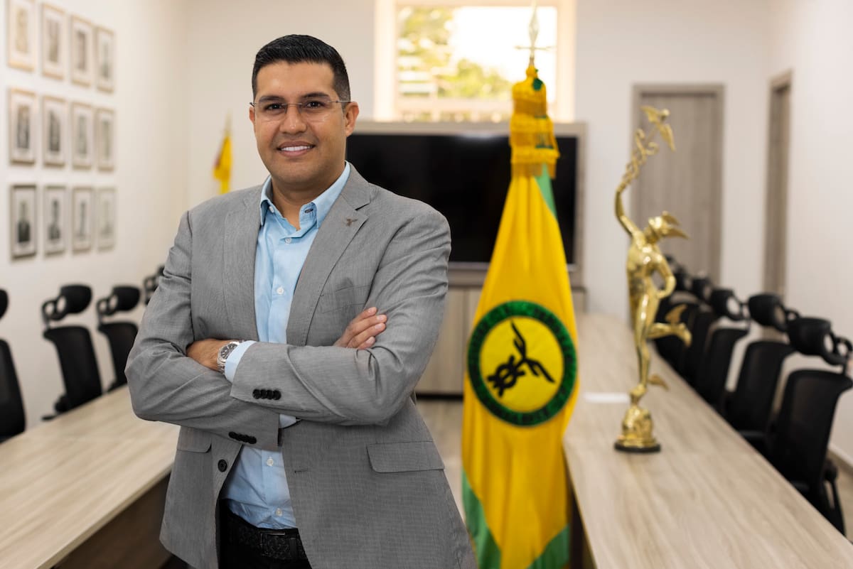 Alejandro Almeyda Camargo.