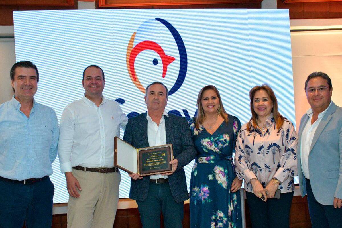 Otto Beltrán Quesada, Gonzalo Moreno Gómez, Jorge Alberto Quintero Serrano, Toya Naranjo de Quintero, Martha Ruth Velásquez Quintero, Jorge Hernando Villamizar. Suministrada / VANGUARDIA