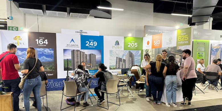 Con éxito avanza la Feria Inmobiliaria Vanguardia