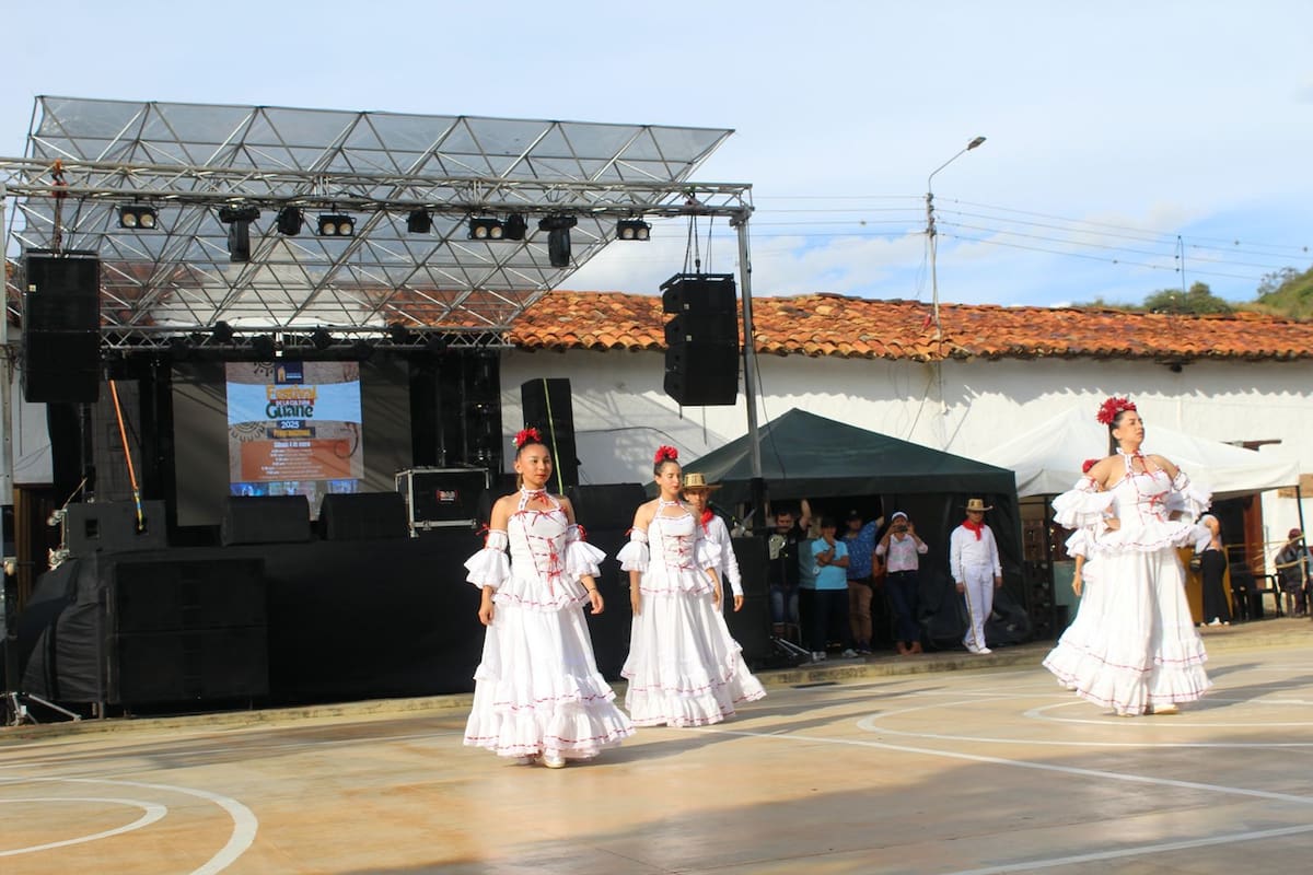 Muestras culturales, juegos autóctonos, música y mucha tradición se encuentran este fin de semana en Guane.