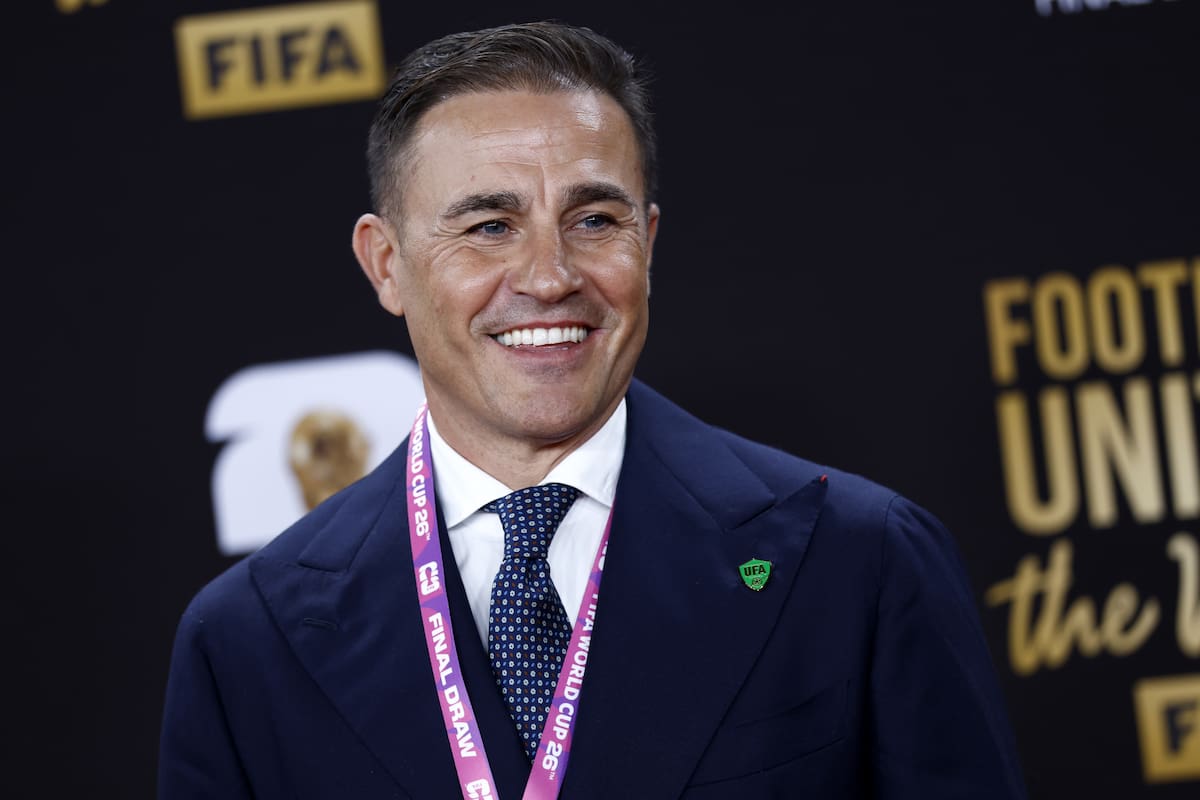 WASHINGTON (United States), 05/12/2025.- Head coach of the Uzbek national soccer team Fabio Cannavaro arrives for the FIFA World Cup 2026 Final Draw at the Kennedy Center in Washington DC, USA, 05 December 2025. (Mundial de Fútbol) EFE/EPA/WILL OLIVER
