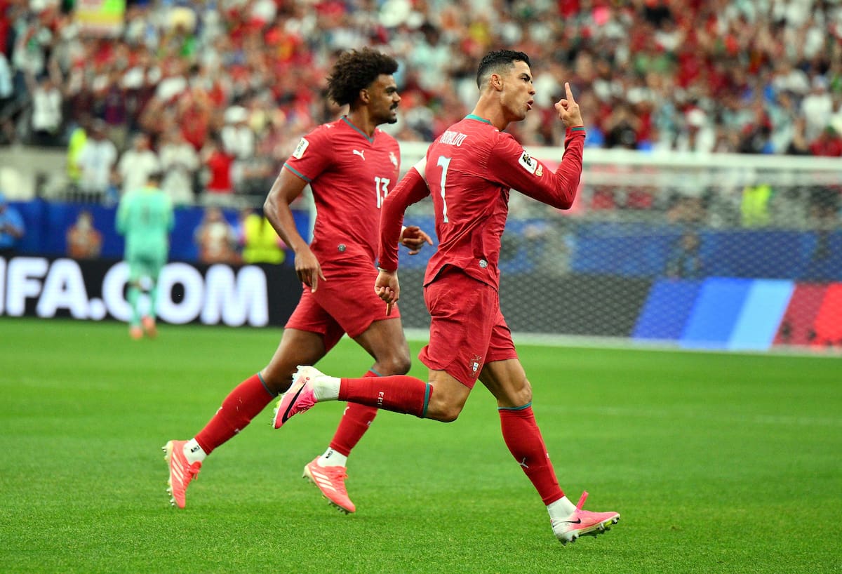 HOUSTON (United States), 23/06/2026.- Cristiano Ronaldo of Portugal (R) celebrates scoring the 1-0 during the FIFA World Cup 2026 group stage match Portugal against Uzbekistan, in Houston, USA, 23 June 2026. EFE/EPA/SAM WASSON