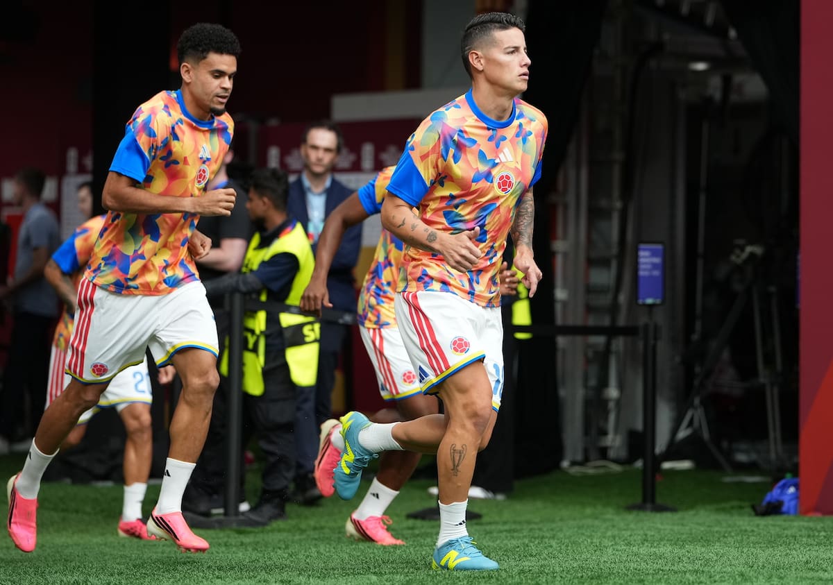 VANCOUVER (Canada), 07/07/2026.- James Rodriguez of Colombia enters the pitch for warm-up ahead of the FIFA World Cup 2026 Round of 16 match Switzerland against Colombia, in Vancouver, Canada, 07 July 2026. (Suiza) EFE/EPA/BOB FRID