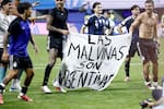 Video inédito revela cómo bandera de Malvinas llegó a jugadores argentinos en Mundial 2026