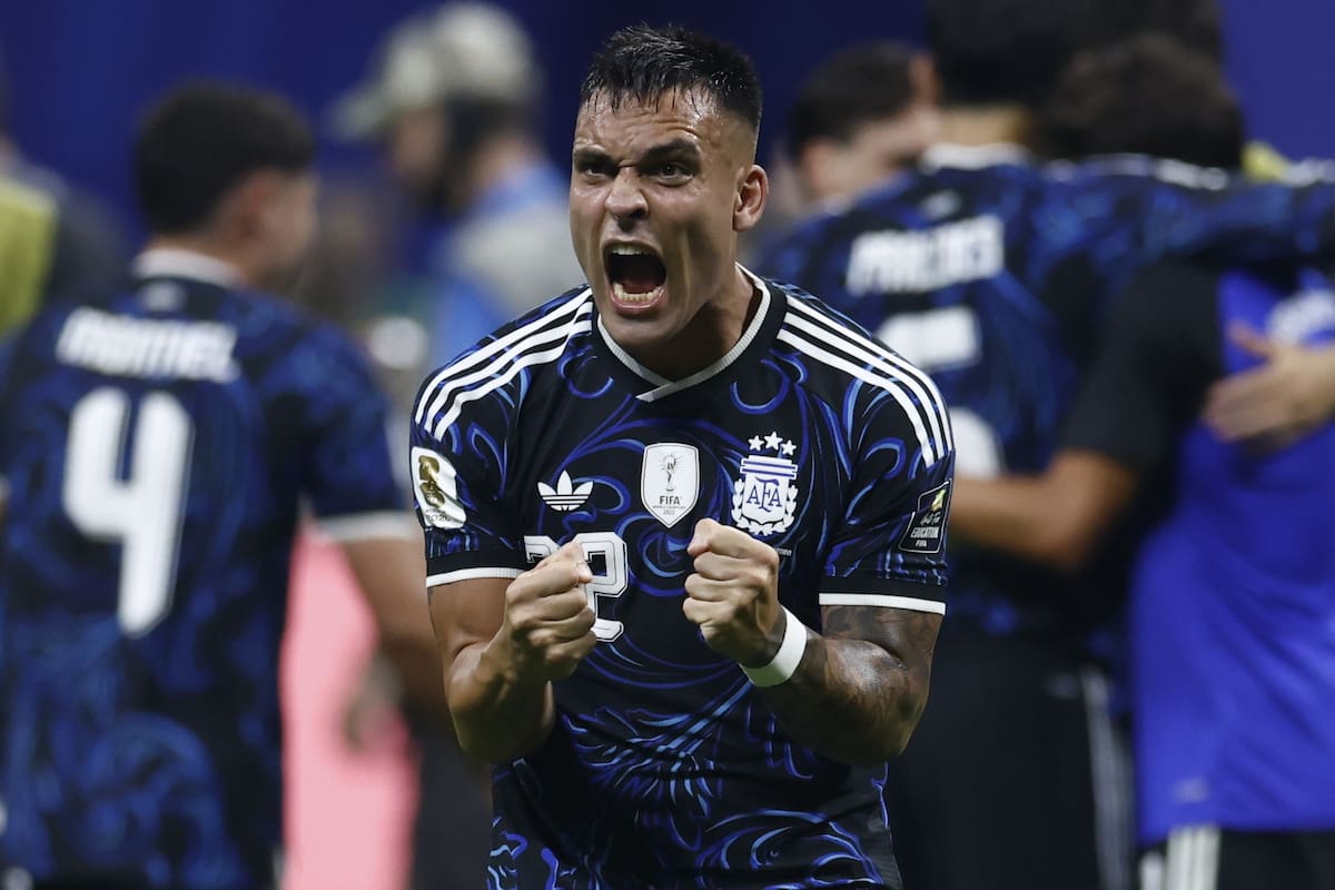 ATLANTA (United States), 15/07/2026.- Lautaro Martinez of Argentina celebrates their victory in the FIFA World Cup 2026 semifinals match England against Argentina, in Atlanta, USA, 15 July 2026. EFE/EPA/WILL OLIVER