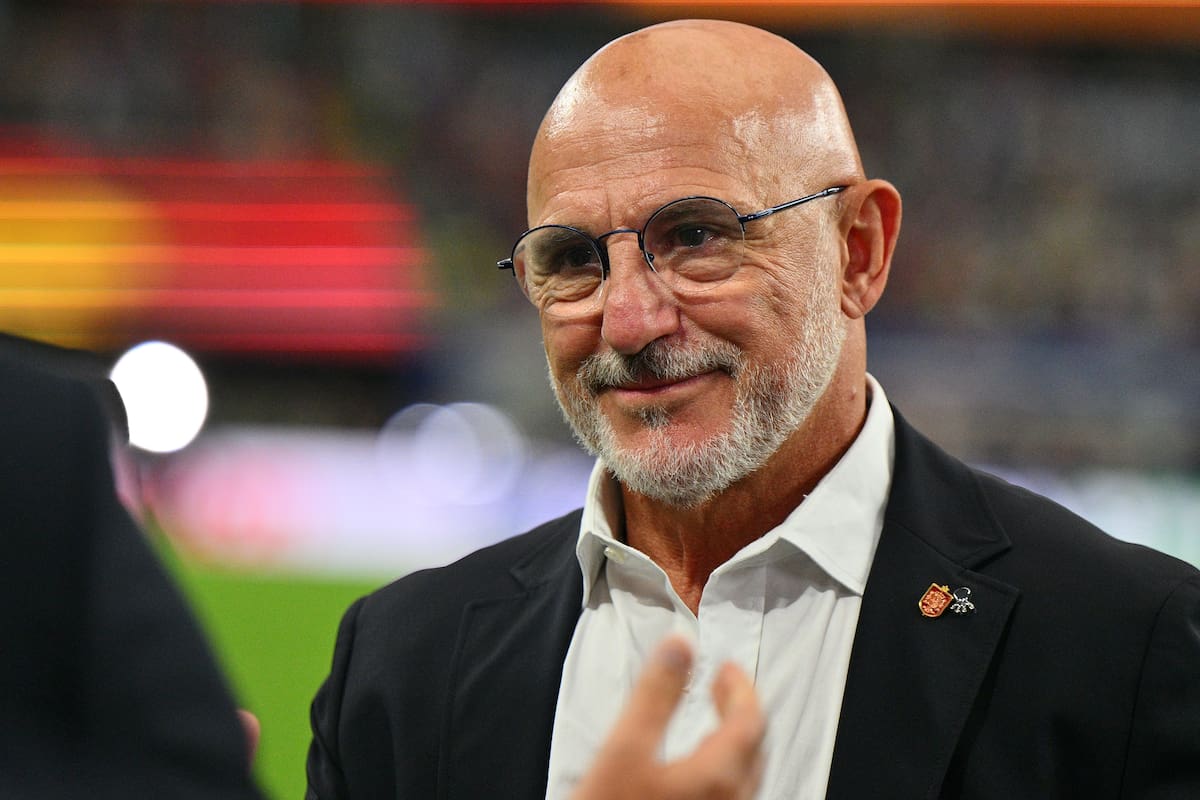 DALLAS (United States), 14/07/2026.- Spain's head coach Luis de la Fuente is interviewed after winning the FIFA World Cup 2026 semifinals match France against Spain, in Dallas, USA, 14 July 2026. (Francia, España) EFE/EPA/SAM WASSON