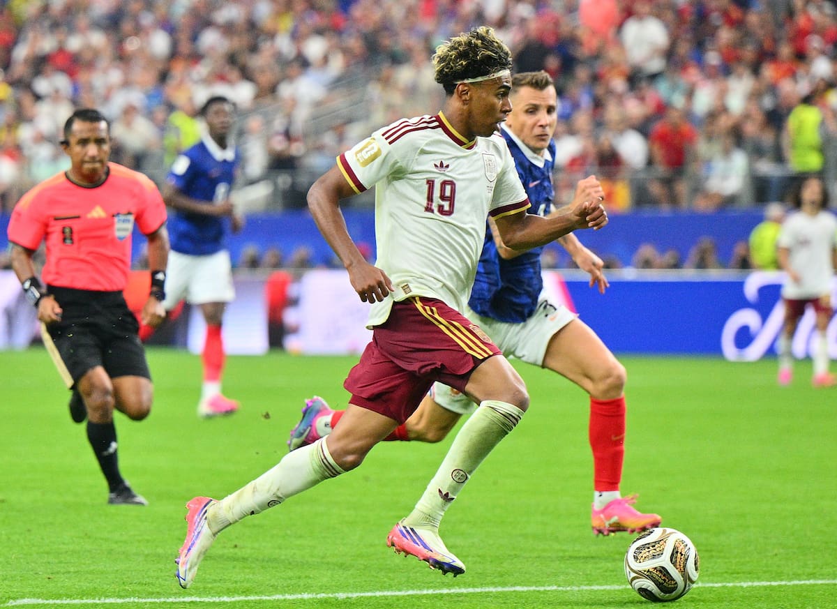 DALLAS (United States), 14/07/2026.- Lamine Yamal of Spain in action during the FIFA World Cup 2026 semifinals match France against Spain, in Dallas, USA, 14 July 2026. (Francia, España) EFE/EPA/SAM WASSON