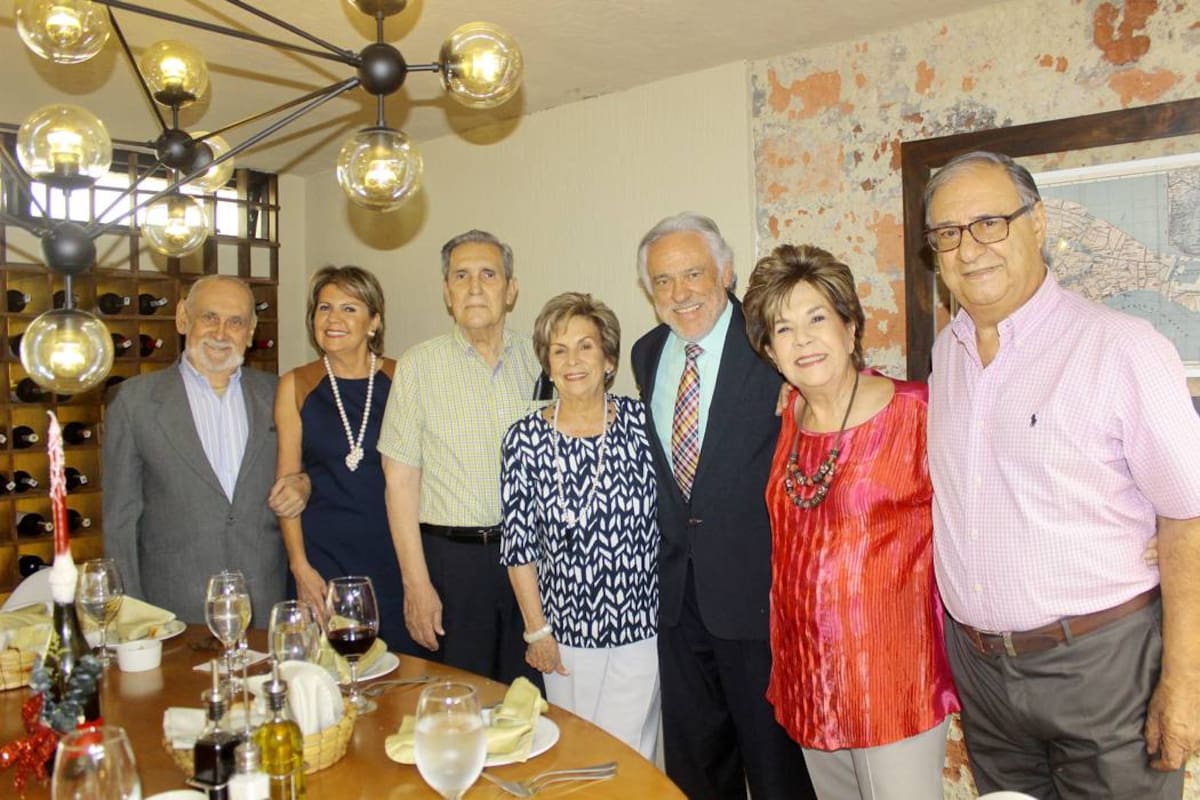 Rafael Correa Barrera, María Adela Pulido Lamus, Gustavo Galvis Arenas, Cecilia Reyes de León, Rafael Gutiérrez Solano, Margy Forero Gómez y Jaime Salazar Cadena. (Foto: Fabián Hernández / VANGUARDIA LIBERAL )