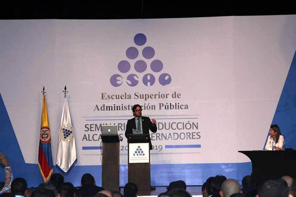 El viceministro de Ambiente Pablo Vieira, presentó en el evento la Campaña Todos Contra el Derroche de agua y Energía, para minimizar los efectos de la sequía y el cambio climático. (Foto: Colprensa/VANGUARDIA LIBERAL)