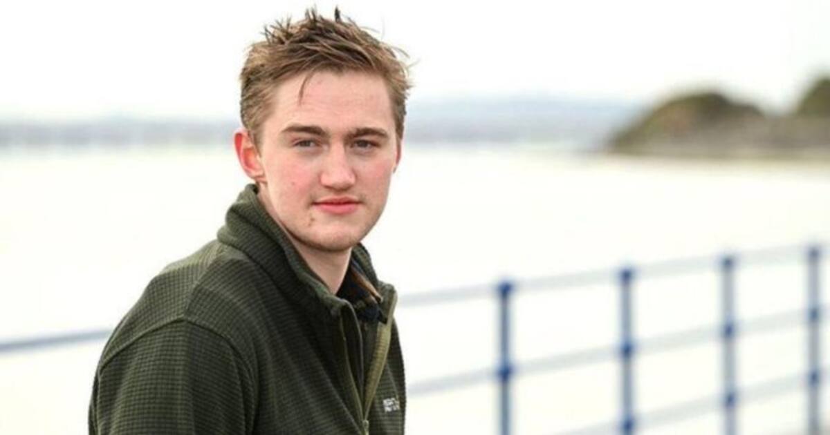 El actor Finnian Garbutt anuncia que padece un cáncer terminal a los 28 años.