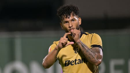 Luis Suárez se destapó con doblete en Portugal: el colombiano volvió a rugir con Sporting